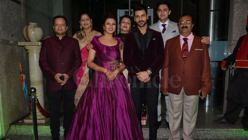 New pics: Divyanka Tripathi and Vivek Dahiyas grand wedding reception