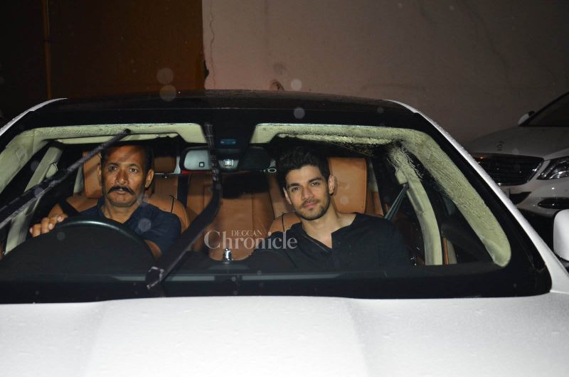John, Parineeti, Aditya, Ranveer and others attend Dishoom screening John, Parineeti, Aditya, Ranveer and others attend Dishoom screening
