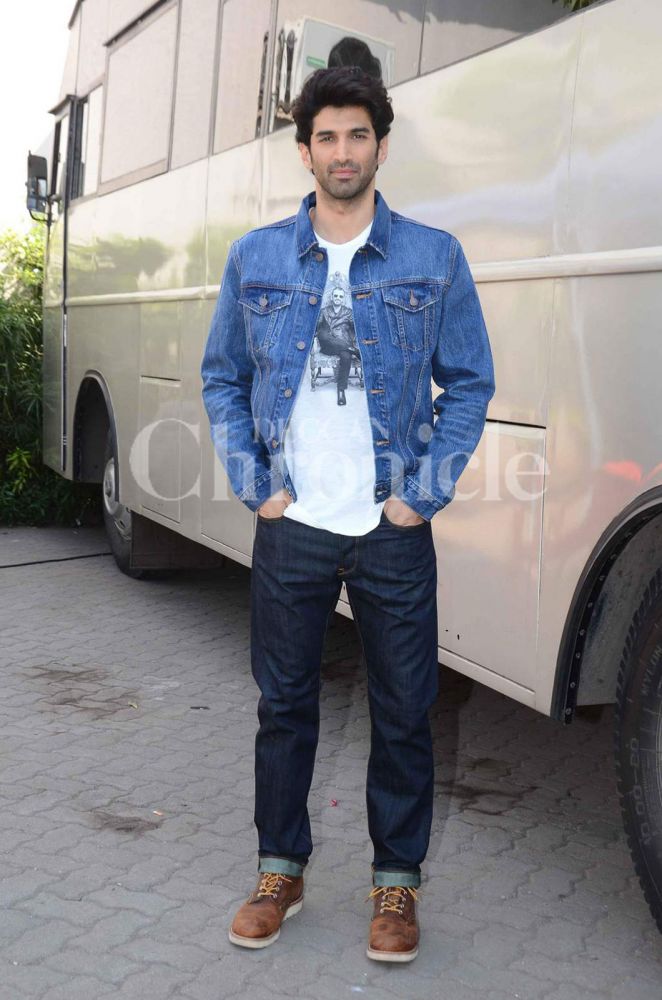 Aditya and Katrina promote new Fitoor songs at radio show