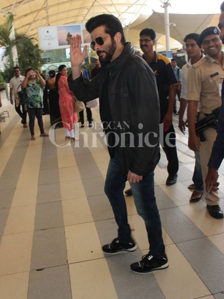 Ayushman, Abhishek, Sunil, Anil rock the fuzzy look at the airport