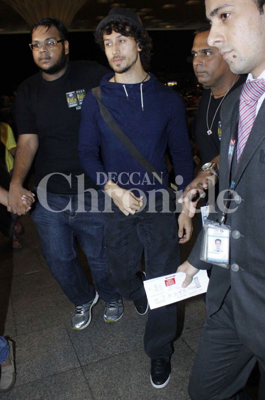 Shahid, Sonakshi, Tiger and fellow B-town celebs head to Spain for award show