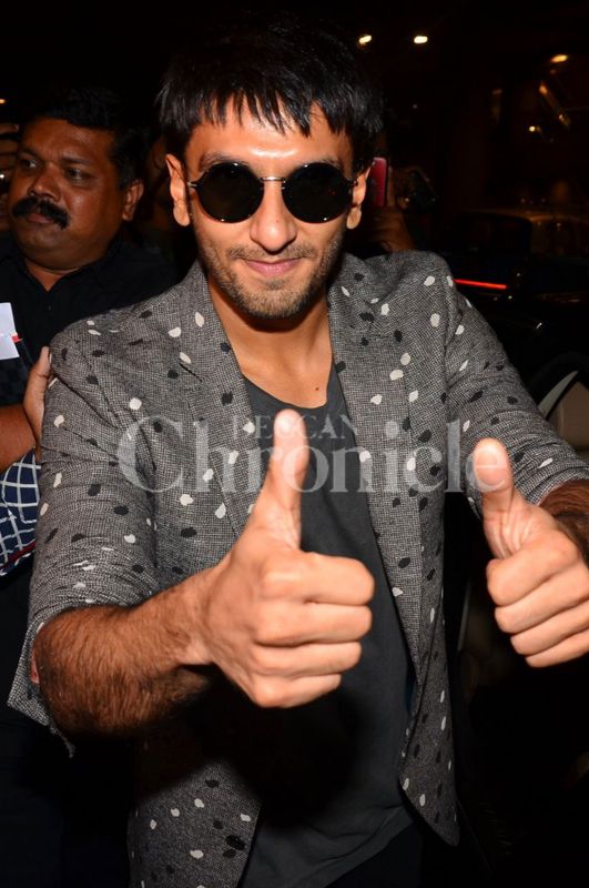 Salman Khan and Ranveer Singh return home from Dubai Salman Khan and Ranveer Singh return home from Dubai