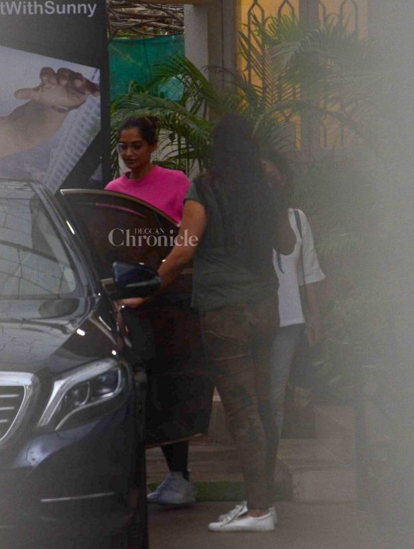 All work and no play for actress Sonam Kapoor All work and no play for actress Sonam Kapoor