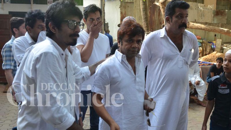 Razak Khan laid to rest in solemn ceremony Razak Khan laid to rest in solemn ceremony