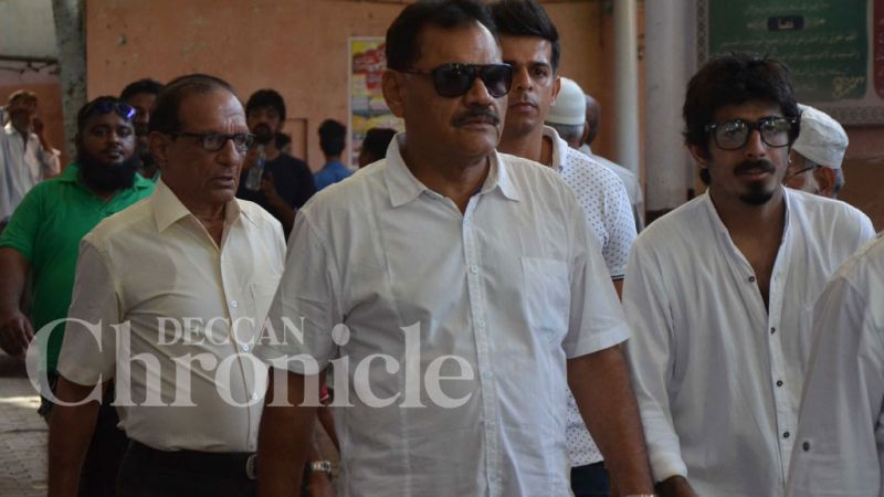 Razak Khan laid to rest in solemn ceremony Razak Khan laid to rest in solemn ceremony