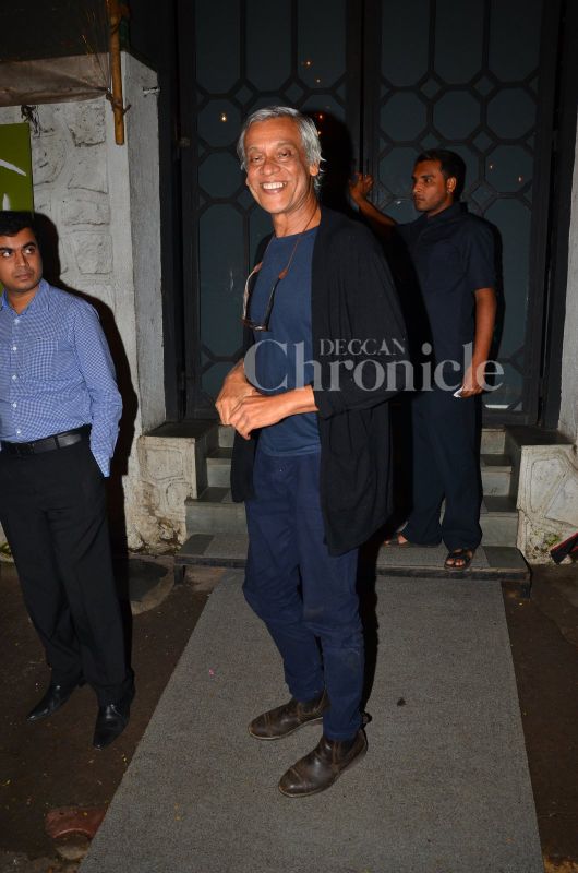 Caterina Murino parties with Arbaaz, Sohail and other B-Town celebs Caterina Murino parties with Arbaaz, Sohail and other B-Town celebs