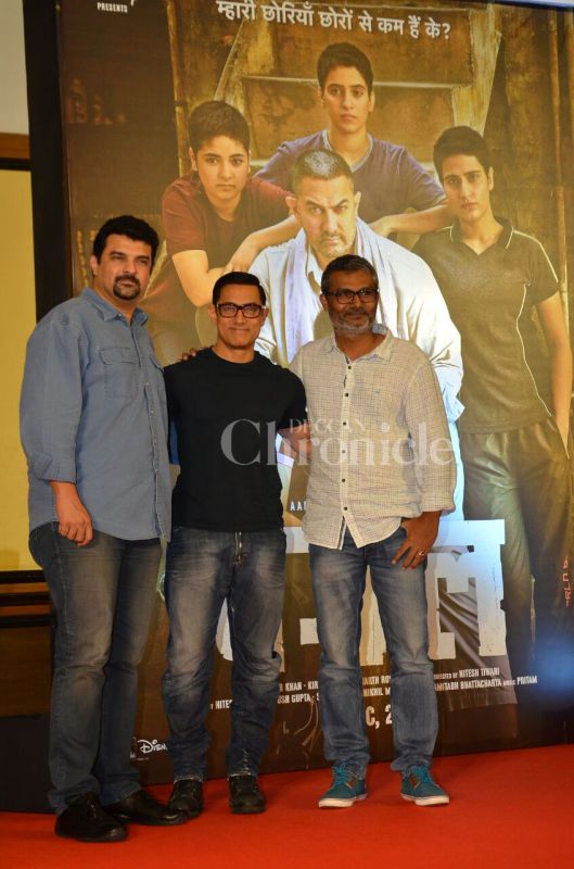 Aamir Khan launches Dangals second poster Aamir Khan launches Dangals second poster