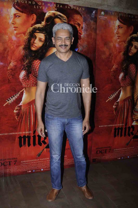 Amitabh Bachchan, Raveena Tandon, other stars come out for Mirzya screening
