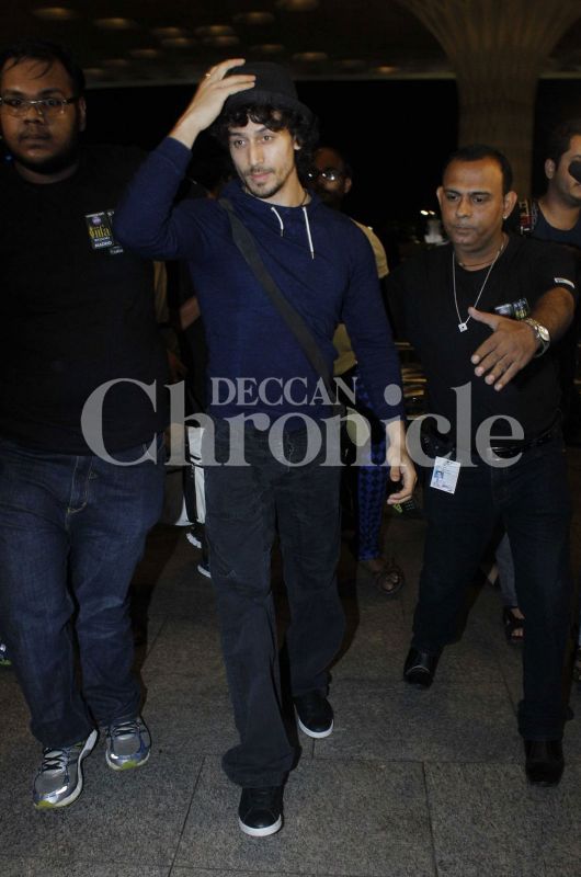 Shahid, Sonakshi, Tiger and fellow B-town celebs head to Spain for award show