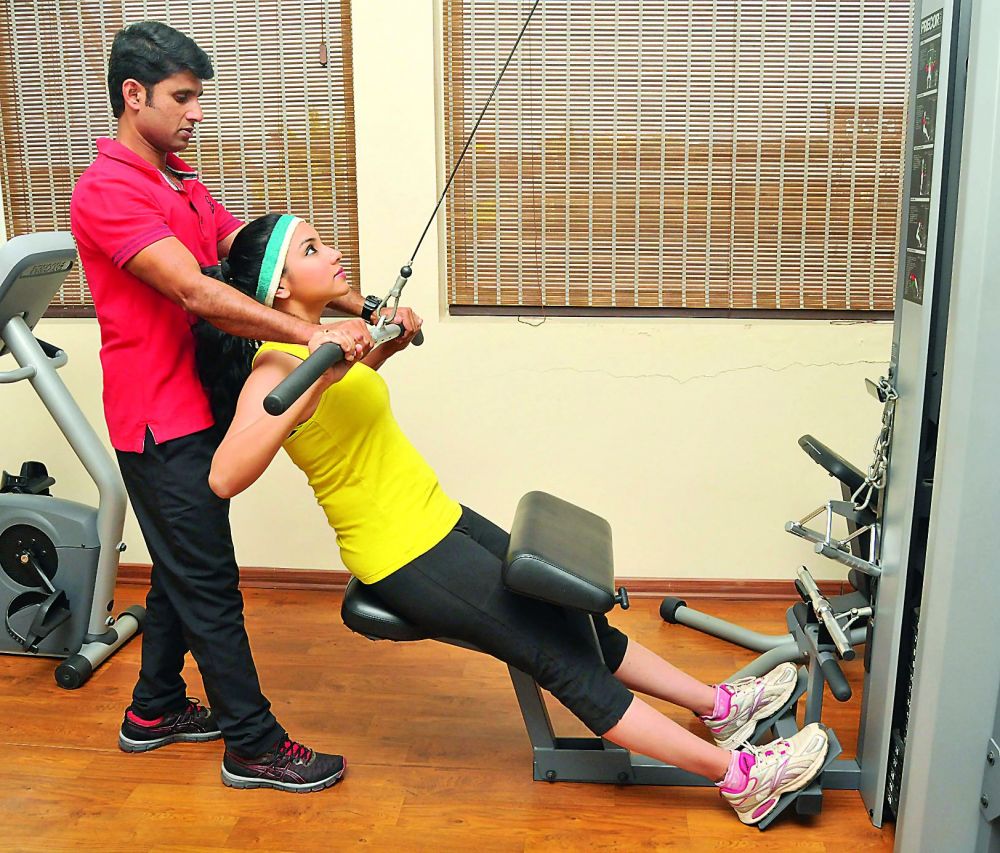 Lat Pull Down