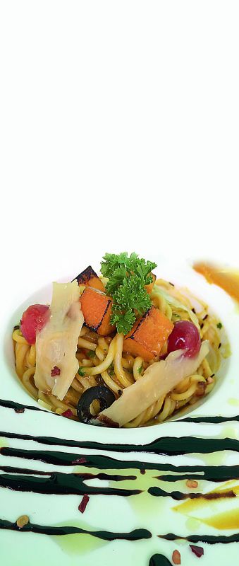 Spaghetti Aglio e Olio with a twist