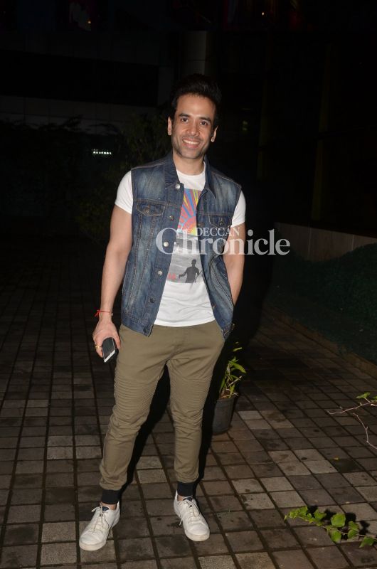 Varun Dhawan launches Sophie Choudrys song in style