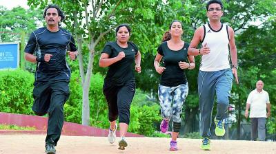 A session at the gym followed by cycling and then a lap’s run around KBR park. 