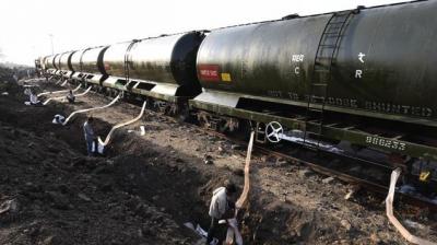 Special train carrying water to Latur (Photo: PTI)