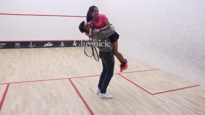 Ranveer Singh gives Squash champion Akanksha Salunkhe a run for her money