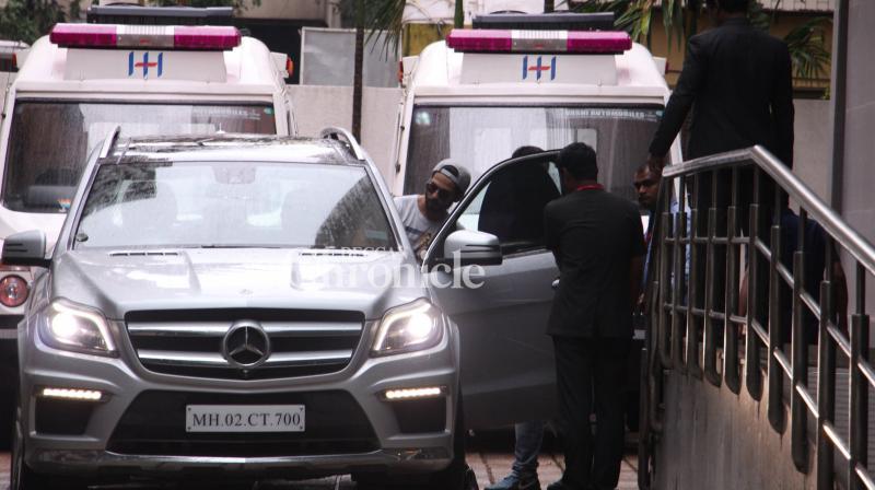 Shahid Kapoor stays by wife Miras side as they welcome an adorable baby girl