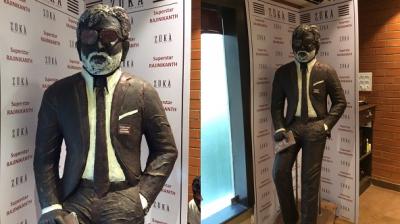 The film star’s fans thronged the cafe to catch a glimpse of the six-foot tall chocolate statue. (Photo: Screen grab)