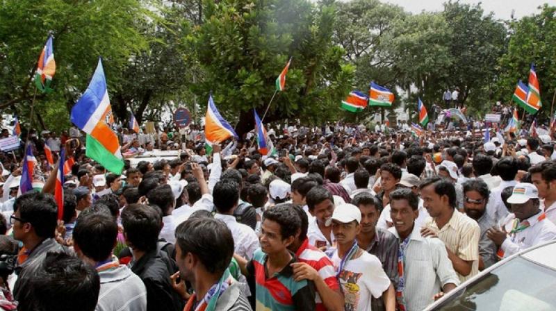 MNS workers (Photo) MNS workers (Photo)