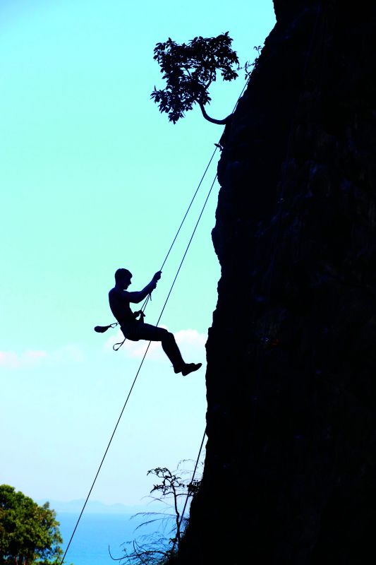 Rock climbing at Rai Le