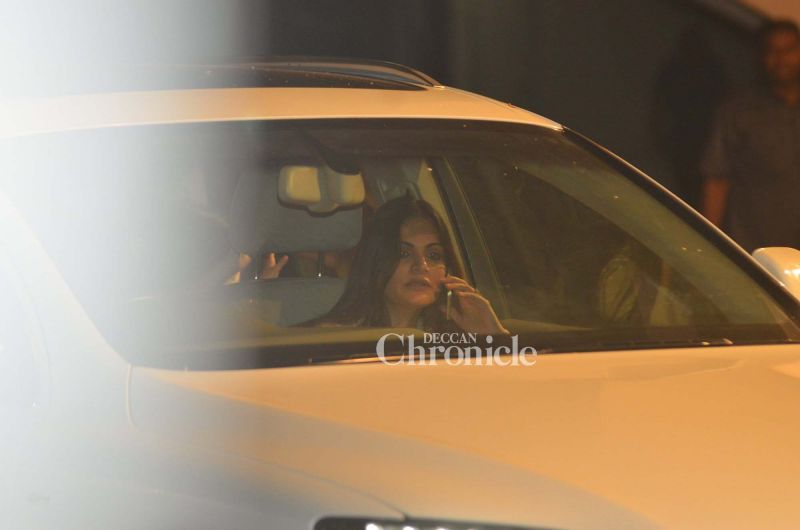 Celebs pay Salman Khans Ganpati a visit to seek blessings Celebs pay Salman Khans Ganpati a visit to seek blessings