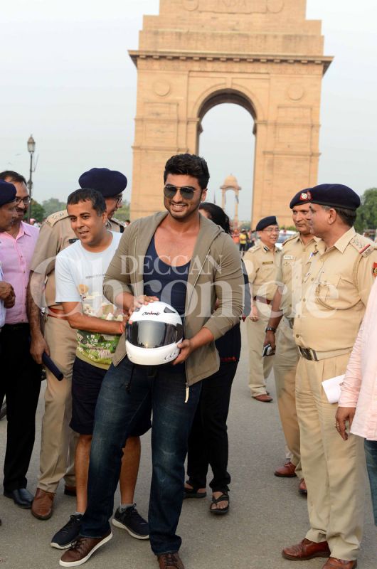 Arjun Kapoor promotes road safety week in New Delhi