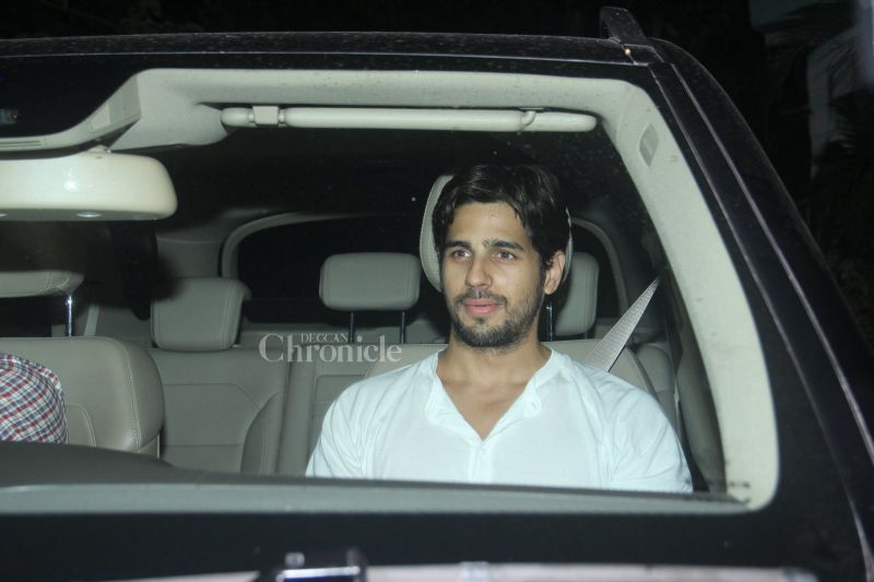 Sidharth Malhotra attended Katrina Kaif's birthday bash.