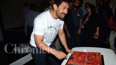 Aamir Khan wore a tee for the party, which was drawn by his son Azad Khan.