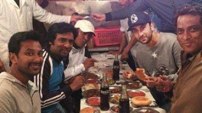 Anurag Basu posted few pictures and wrote,&nbsp;&quot;There is no love sincerer than the love of food- George Bernard Shaw&quot;